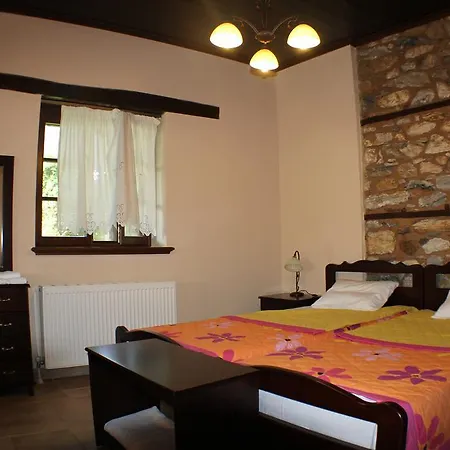 Apartment Livithron Rodon *