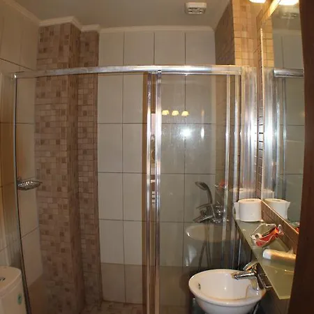 Livithron Rodon Apartament *